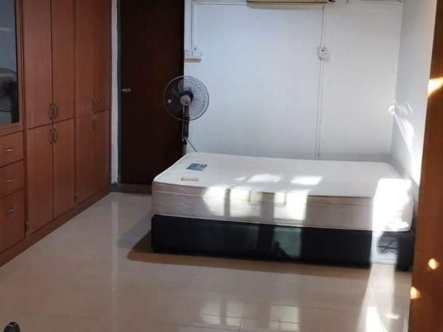 USJ 23 SUBANG JAYA MASTER BEDROOM/MEDIUM ROOM TO LET