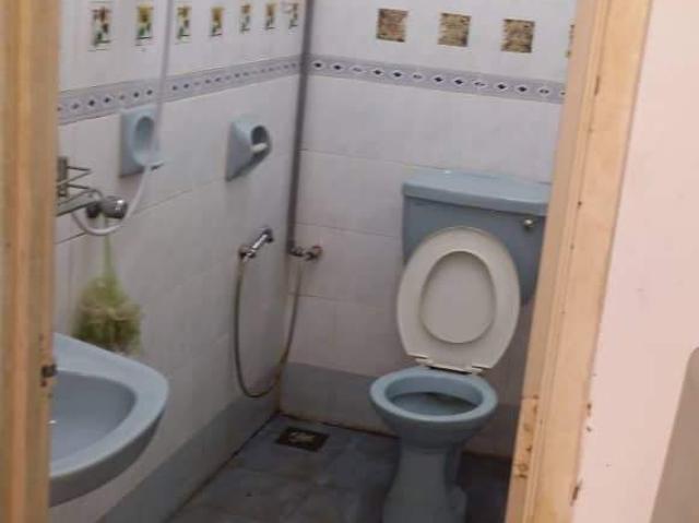 Usj 23 subang jaya medium room to let
