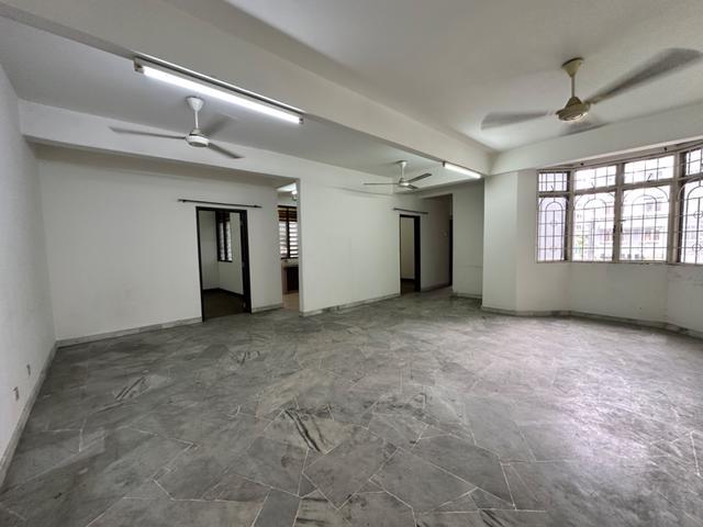 USJ Court 10 Subang Jaya Apartment for Sale Below Market Value