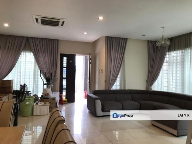 USJ Heights Bungalow For Sale