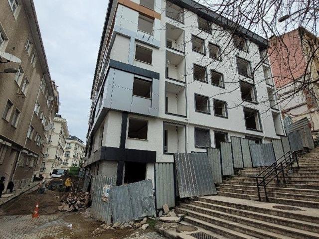 ÜSKÜDAR MERKEZ MİMAR SİNAN SIFIR 3+1 SATILIK