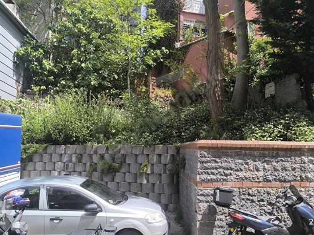 ÜSKÜDAR MERKEZDE 150M2 SATILIK KELEPİR ARSA