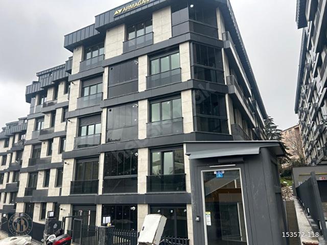 ÜSKÜDAR ALTUNİZADE SİTE'DE 3+2 DUBLEKS SATILIK DAİRE
