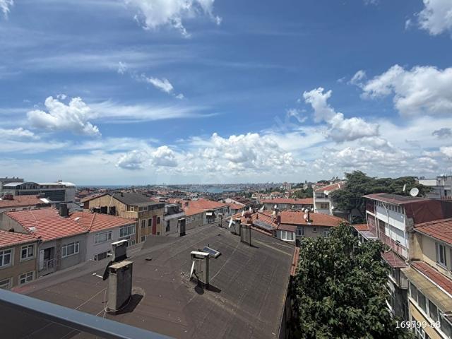 ÜSKÜDAR İCADİYEDE DENİZ MANZARALI OTOPARKLI 3+2 SATILIK DAİRE