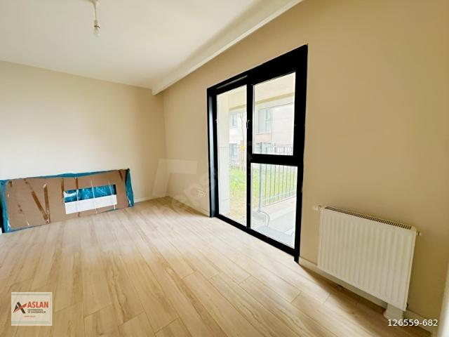 ÜSKÜDAR KİRAZLITEPE TOKİ 3+1130 M2 BAHÇE KATI