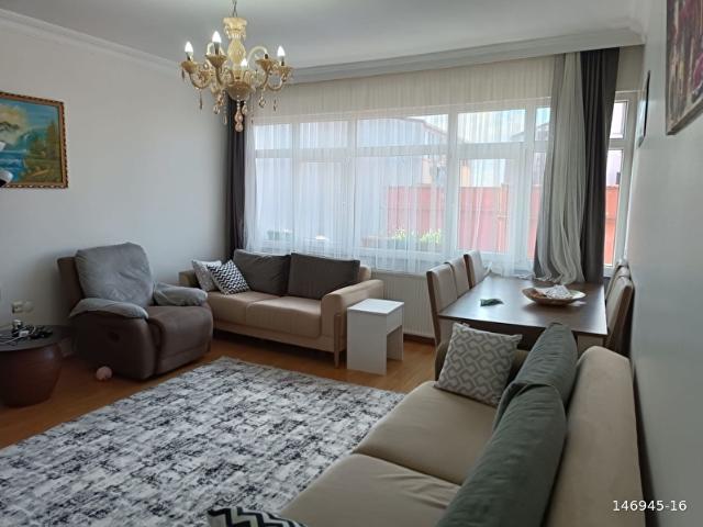 ÜSKÜDAR SELAMİ ALİ MAHALLESİNDE SATILIK 2+1 TADİLATLI DAİRE