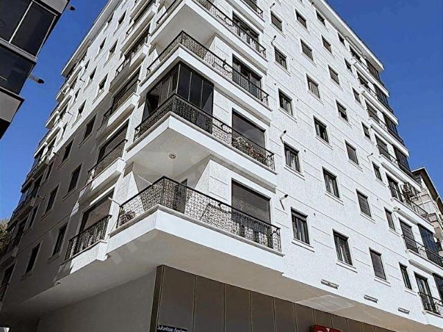 Üsküdar Setbaşı'nda Yeni Bina'da 2+1 SATILIK Daire