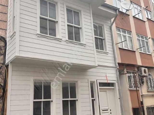 Üsküdar Valide i Atikte Sıfır, Müstakil 4+2 Özel Tasarım