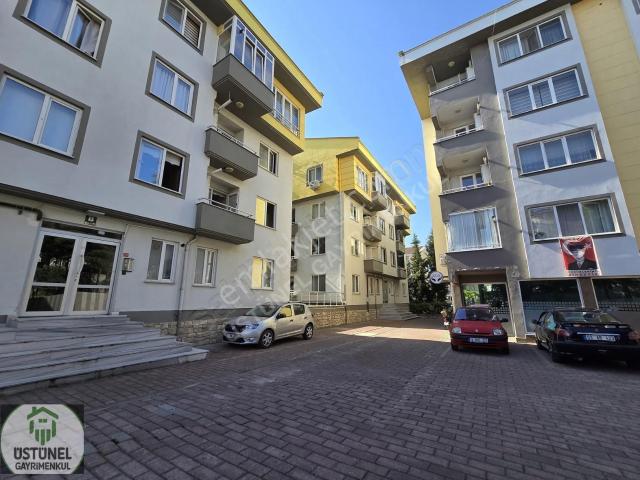 Üstünelden Aile Sitesinde | Ayrı M. | Full Kredili Satılık Daire