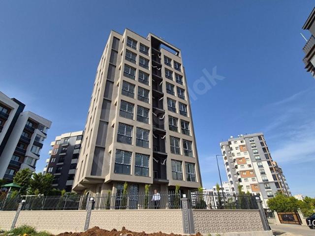 ÜSTÜNKENT'TEN 50. YIL'DA SIFIR YAPIDA MODERN TASARIMLI 3+1 DAİRE
