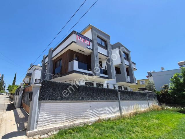 Üstünkent'ten Fuatmorel'de Modern 5+1 Sıfır Tripleks Villa