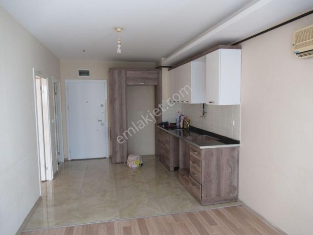 Üstünkent'ten Çiftlikköy'de Üniversiteye Komşu Kiralık 1+1 Daire