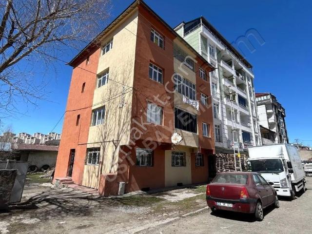 Ustabay Emlak'tan İstasyon Mahallesinde Kiralık 3+1 Daire
