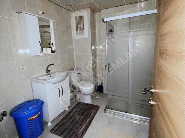 Ustabay Emlaktan Üniverisite Yolunda Satılık 1+1