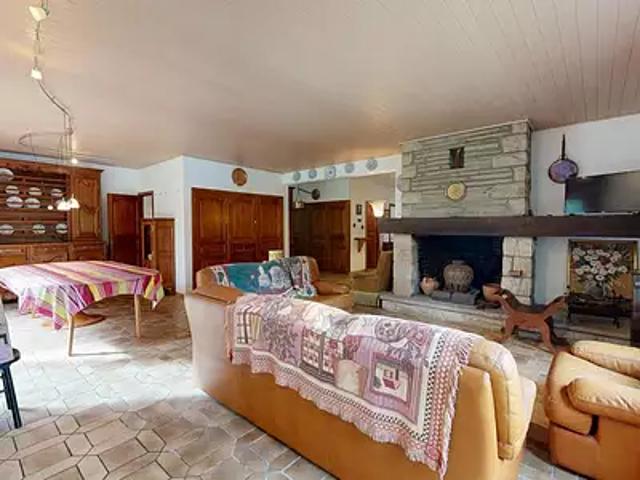 Ustaritz 64480 Achat / Vente maison 12 pièces t12 terrasse