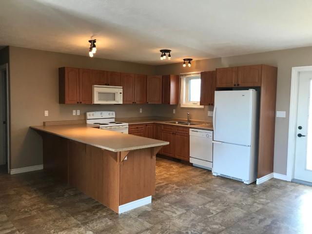 #UP 1828 84 Ave UP, Dawson Creek
