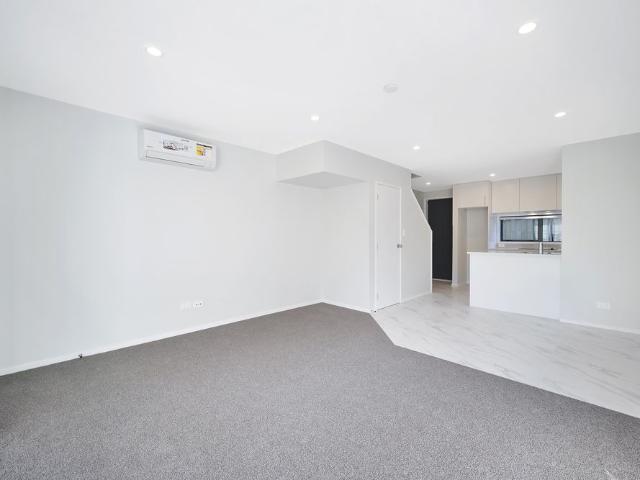 Upmarket Townhouse on Ayton