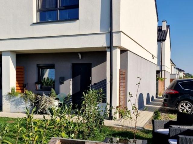 Upalna 81,11 m², Szczecin