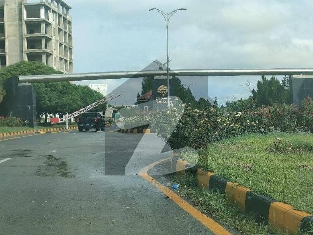 UpCountry Block G 20 Marla Corner 70 Feet Road Wide Plot For Sale Size 50*90