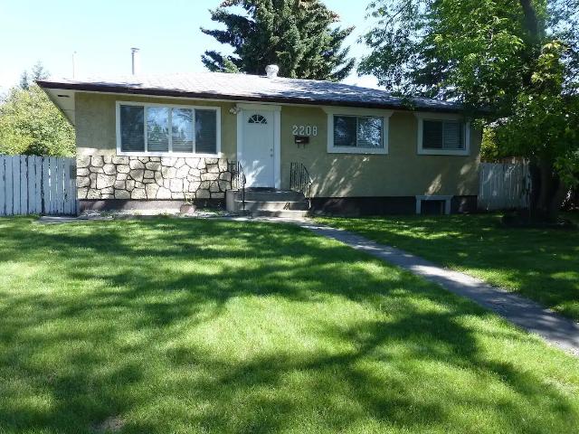Updated 3 Bdrm Main Floor of House, Avail Now