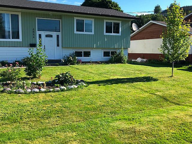 Updated 5 Bed, 2 Bath Home In Desirable Horseshoe Area