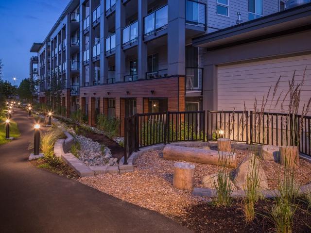 Uplands Terrace Apartments 2 Bedroom Apartment for Rent at 6117 Uplands Dr, Nanaimo, BC V9V 0B7