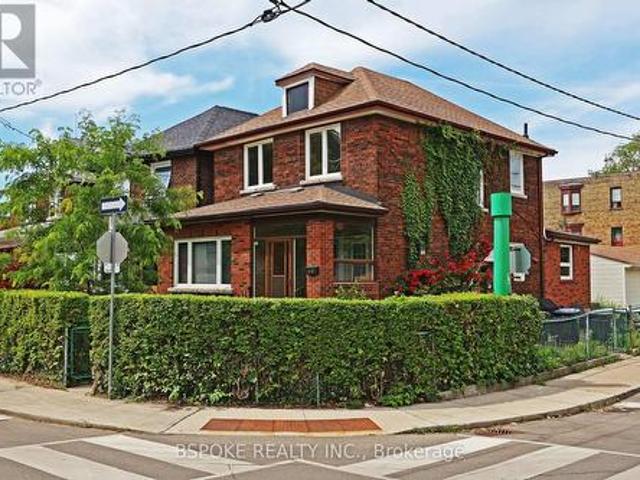 Upper 68 Roxton Road, Toronto, ON, M6J 2Y2 investment for lease | Listing ID C13492 | Royal LePage