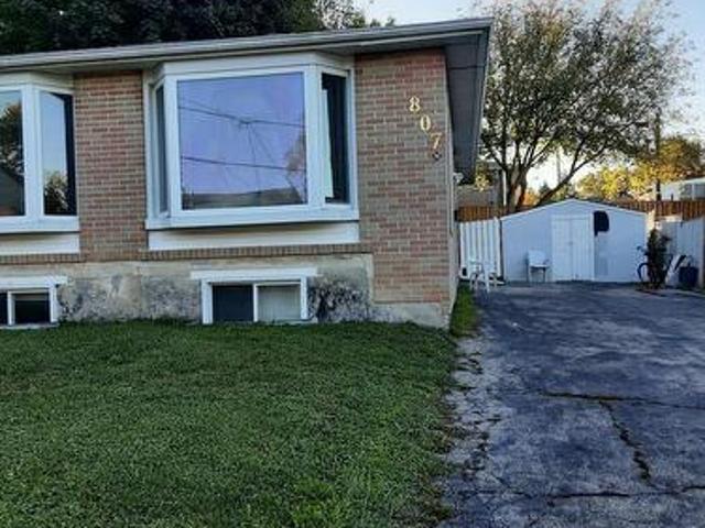 Upper 807 Greenfield Crescent, Newmarket, ON, L3Y 3B2 house for lease | Listing ID N13621 | Royal LePage