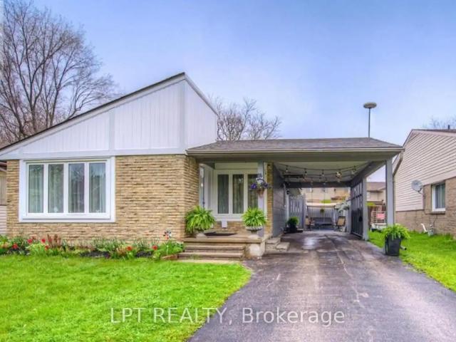 UPPER 16 BLACKWELL DRIVE