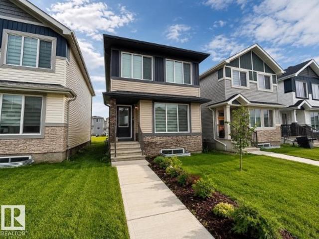 Upper 1812 St Nw, Edmonton, AB, T5Z 0W7 house for sale | Listing ID E4500 | Royal LePage