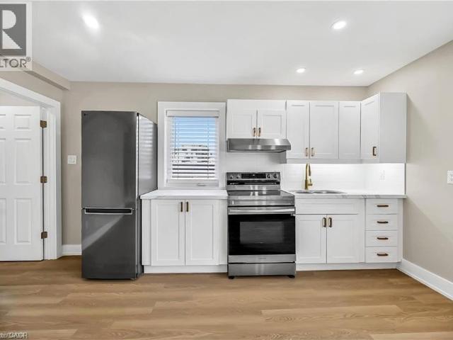 Upper 1 1466 Main Street E