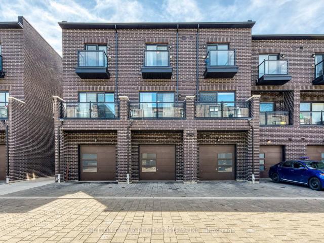 Upper 1 1774A Lawrence Avenue W, North York | 4Beds/3Bath, Townhouse, $3,700/mo | Condos. Ca