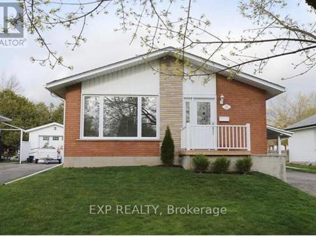 Upper 23 Homewood Avenue, Norfolk, ON, N3Y 2S9 house for lease | Listing ID X13030 | Royal LePage