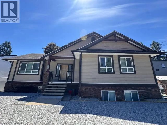Upper 21292 123 AVE