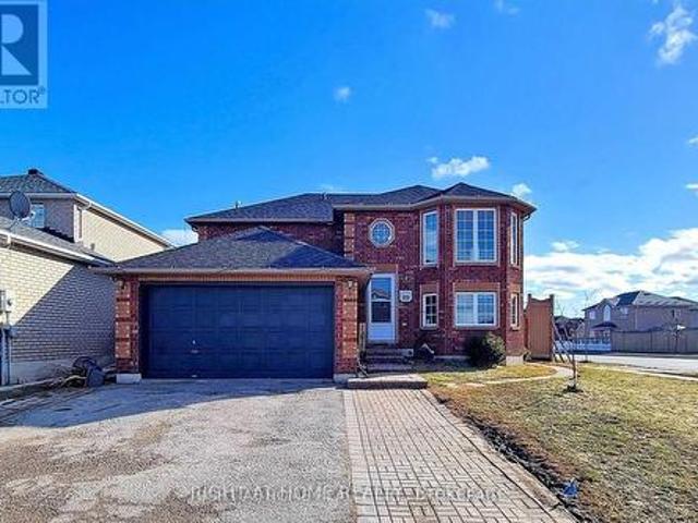 Upper 229 Dunsmore Lane, Barrie, ON, L4M 7A3 house for lease | Listing ID S13570 | Royal LePage