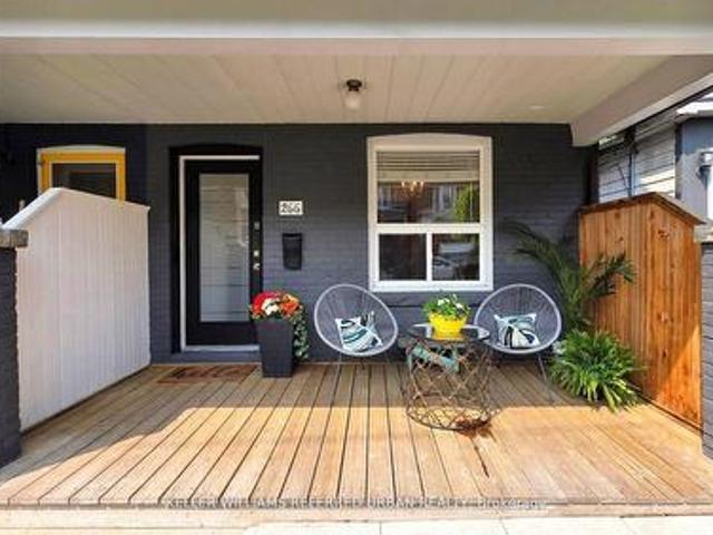 Upper 266 Highfield Road, Toronto, ON, M4L 2V5 house for lease | Listing ID E13152 | Royal LePage