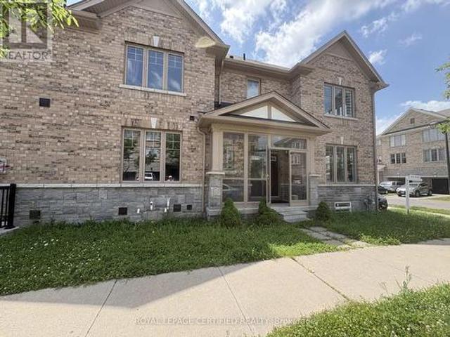 Upper 271 Andrews Trail, Milton, ON, L9T 6S5 house for lease | Listing ID W13609 | Royal LePage