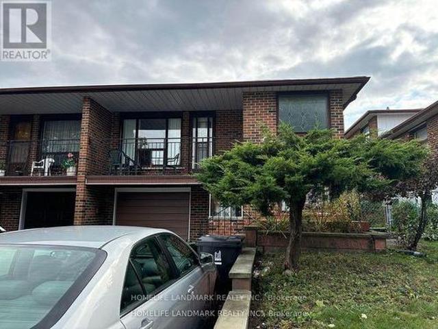 Upper 31 Pawnee Avenue, Toronto, ON, M2H 3C6 house for lease | Listing ID C13637 | Royal LePage