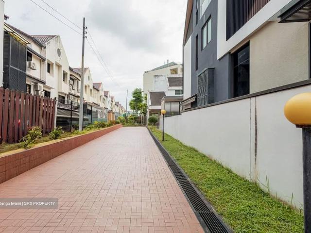 Upper Bedok Road D16, Detached