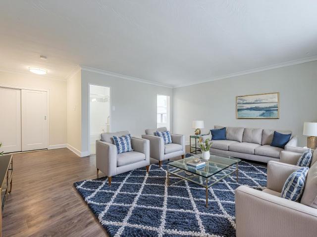 Upper Canada Apartments 165 Bachelor [object Promise] for Rent