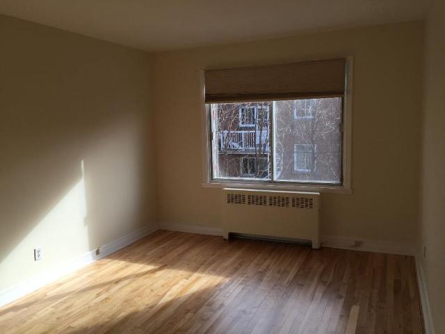 Upper Duplex for Rent / Ville St. Laurent