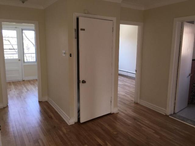 Upper Duplex for Rent / Ville St. Laurent