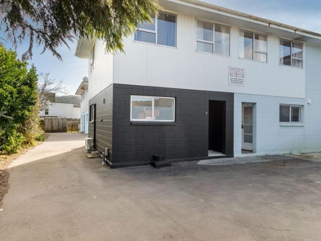 Upper Hutt, 2 bedrooms