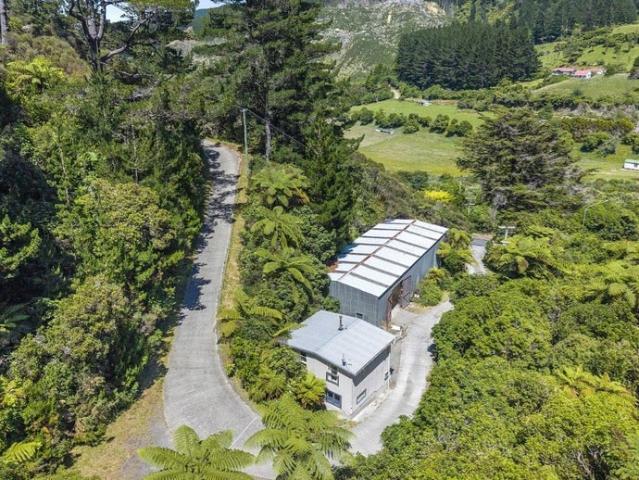 upper hutt, 2 bedrooms