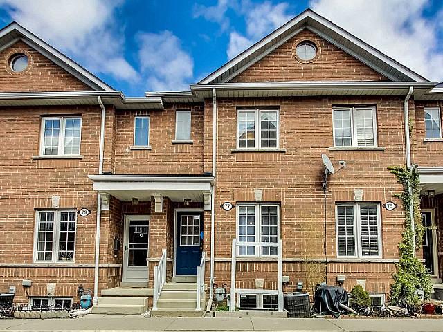 Upper Junction 2+1 Bdrm Condo Townhouse 1,390 Sq Ft