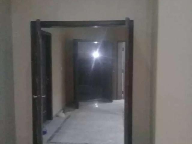 Upper portion new building Lahore Others ID 25516