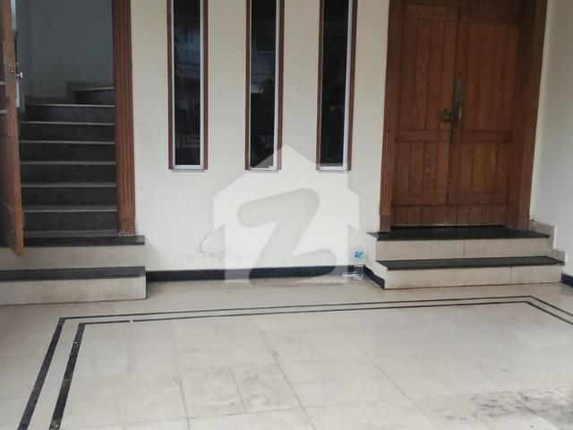 Upper Portion Of 12 Marla Is Available For rent In I 8/3