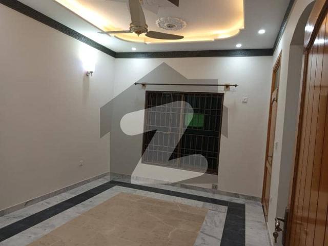 Upper Portion Available For Rent Water Electricity Gas