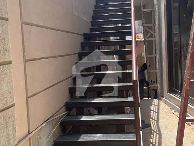 Upper Portion Available For Rent in Clifton Block 4