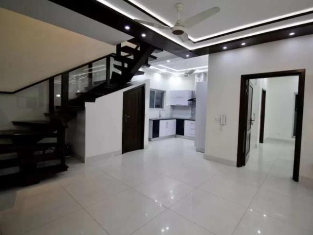Upper portion available for rent in DHA Lahore phase 4 Lahore DHA Phase 4 ID 51668